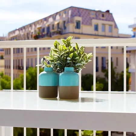 Le Palace Apartment