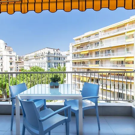 Le Palace Apartment